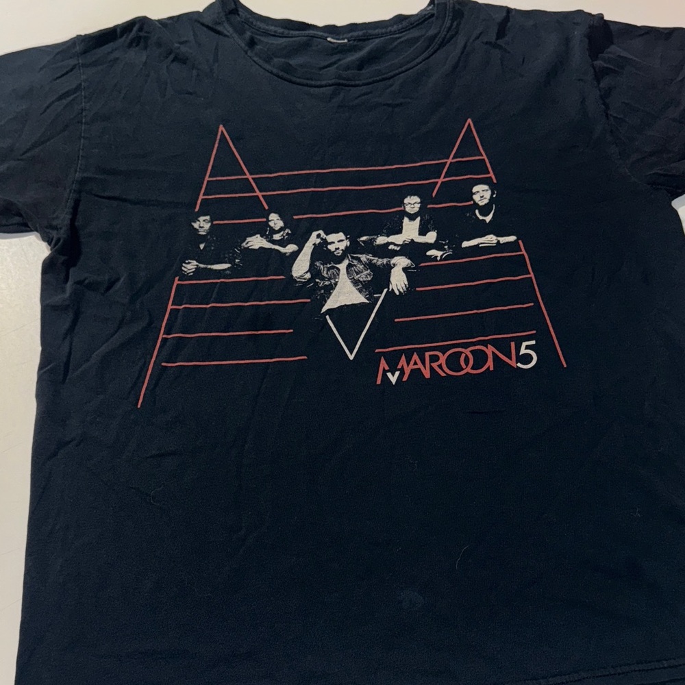 Distressed 2011 Maroon 5‎ Tour Merch